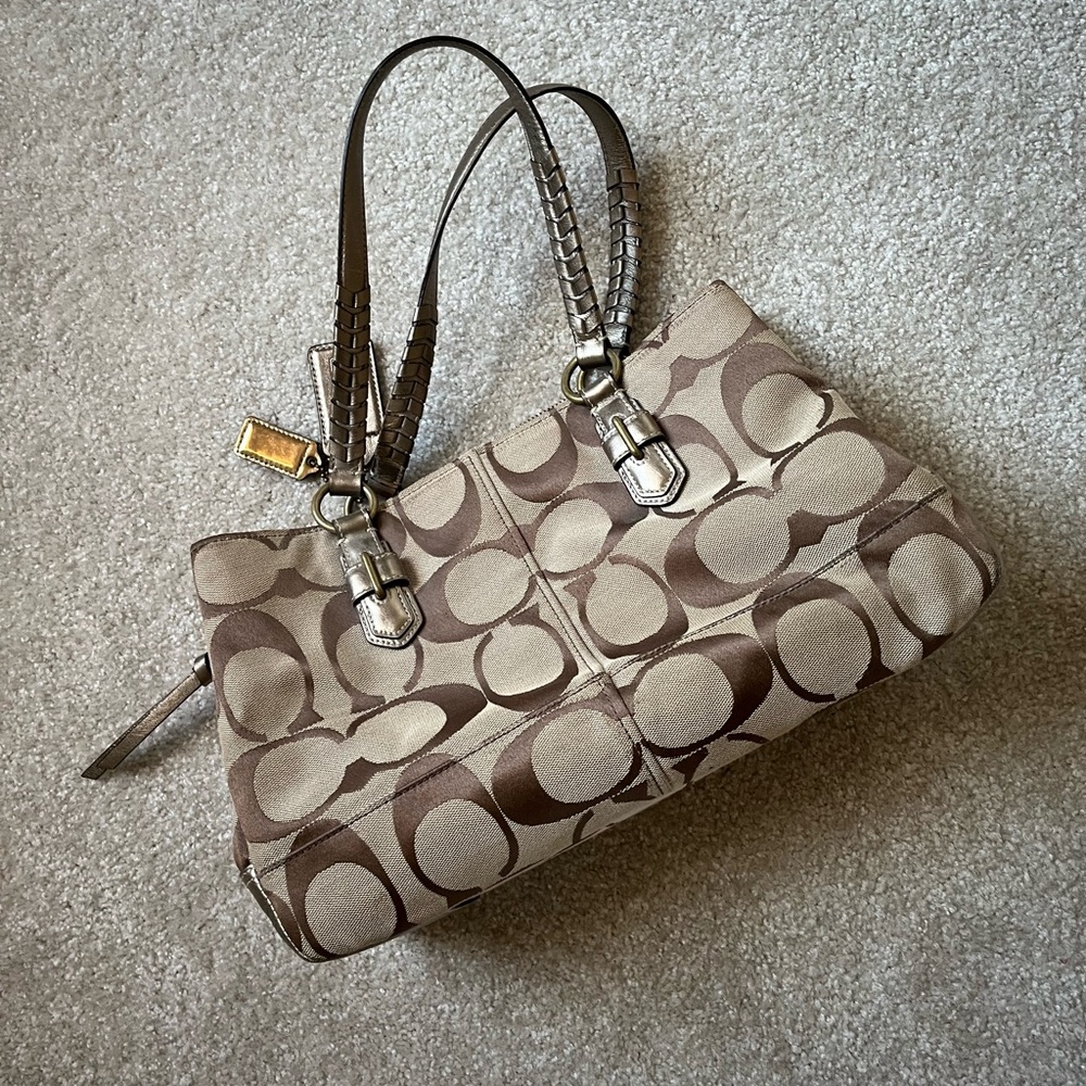 Coach Signature Print Brown and Tan Handbag Purse - Picture 2 of 10